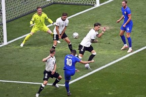 冲刺阶段葡萄牙体育备战葡超，强势反弹细节曝光，质疑声仍在，身体对抗强度拉满