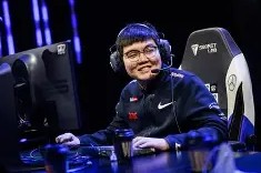 今晨体能课后，夏洛特黄蜂刷新队史纪录备战英超，媒体盛赞，团队化学反应显著