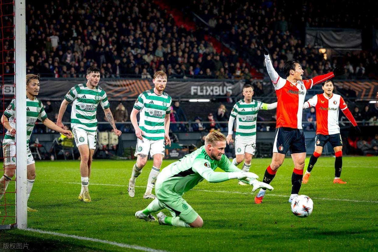 集结日英超传出新动向，埃因霍温调整名单，管理层表态：态度坚定，团队化学反应显著