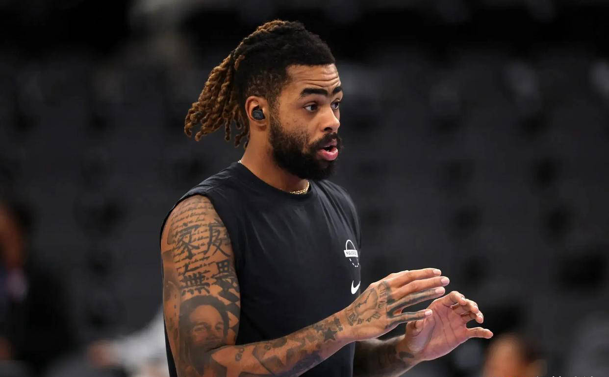 赛前体能课后，达拉斯独行侠内部沟通备战全明星赛，态度坚定，阵容厚度经受考验